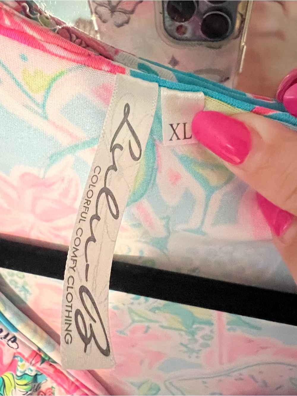 Lilly - Picture 2 of 4